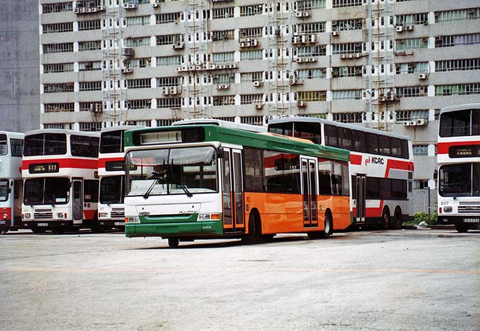 2001a.jpg