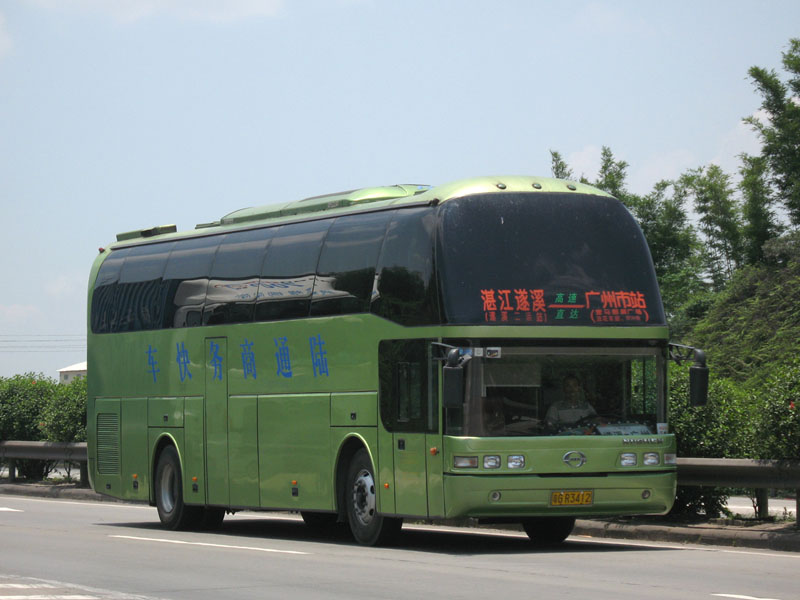 JB6122K(粤GR3412).jpg