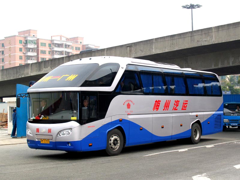 YCK6129HGN(粤M32355).JPG