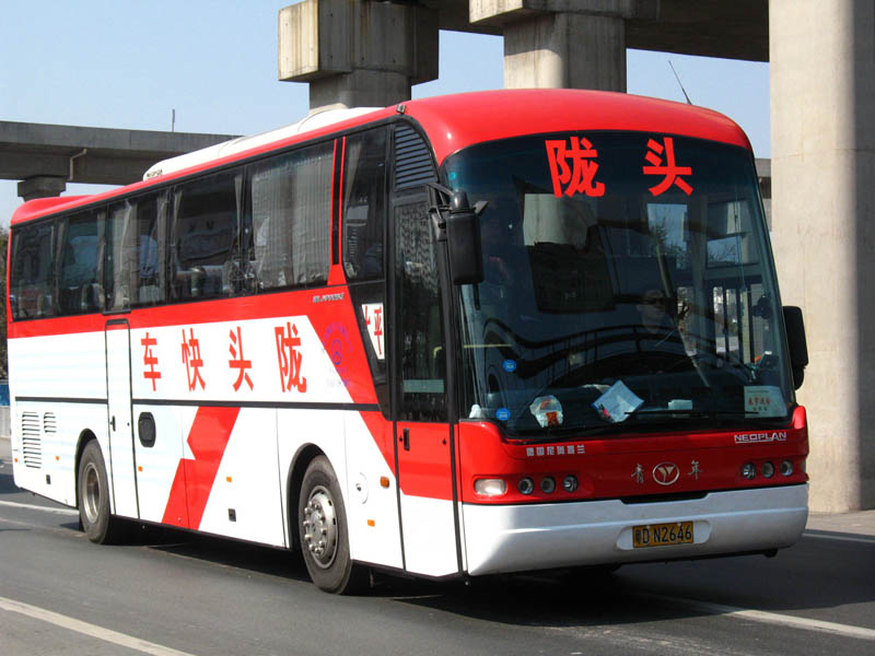JNP6128KE(粤DN2646).JPG