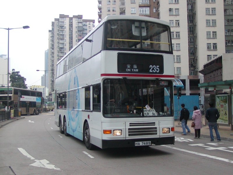 k_av202_1.jpg