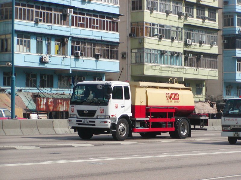 k_service_ng3952_1.jpg