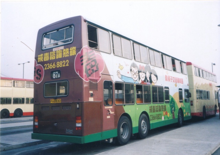 FA8930.jpg
