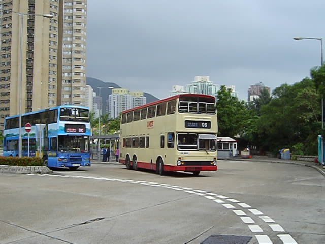 2003110901l.jpg