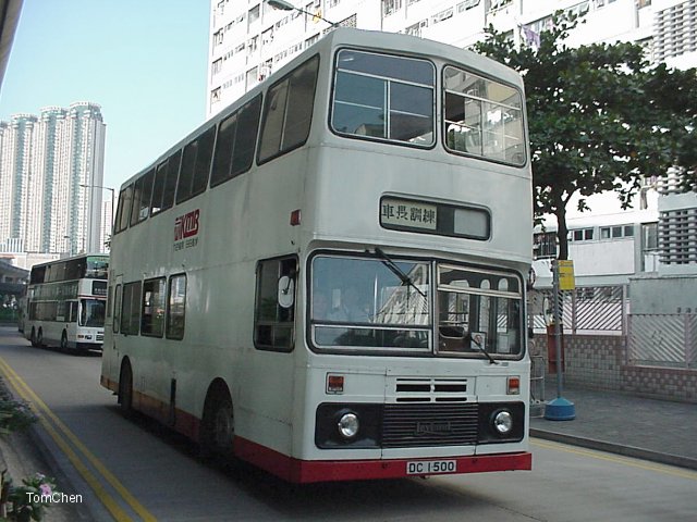 2000112902.jpg
