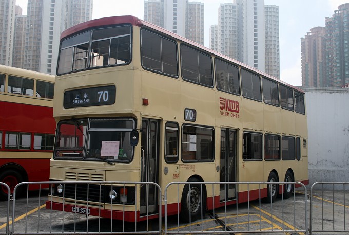 70-S3BL408.jpg