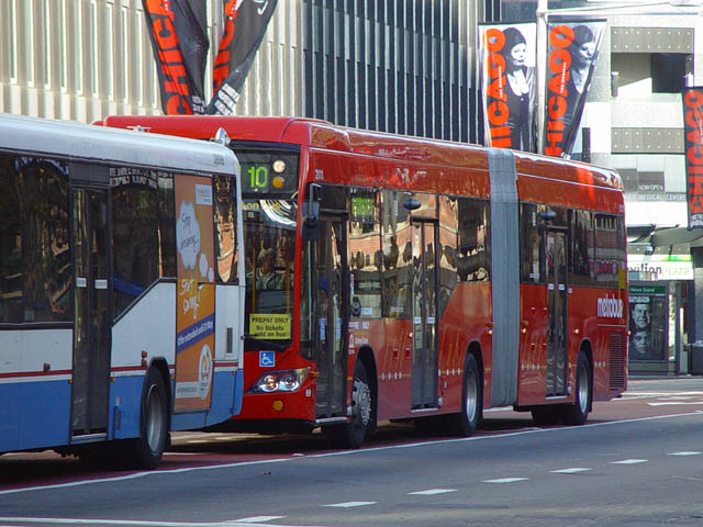 2111-10-2.jpg