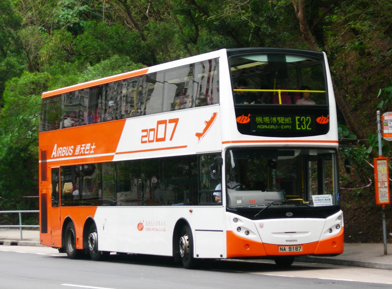 NA9187_E32_1.jpg