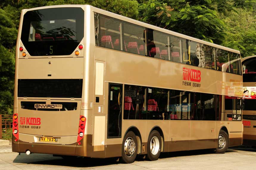 ATEU10 NX7837右邊車尾相.jpg
