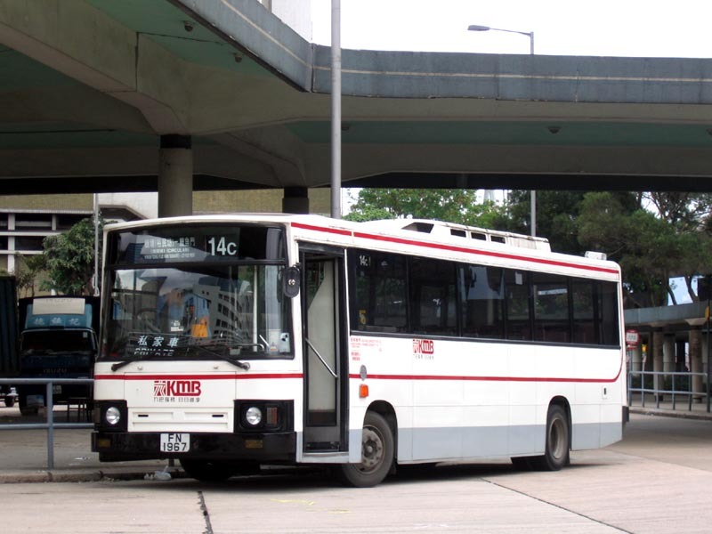 Dennis_Dart_(Duple_Metsec_bodywork)KMB_AA_5.jpg