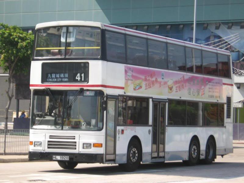 bus16668.jpg