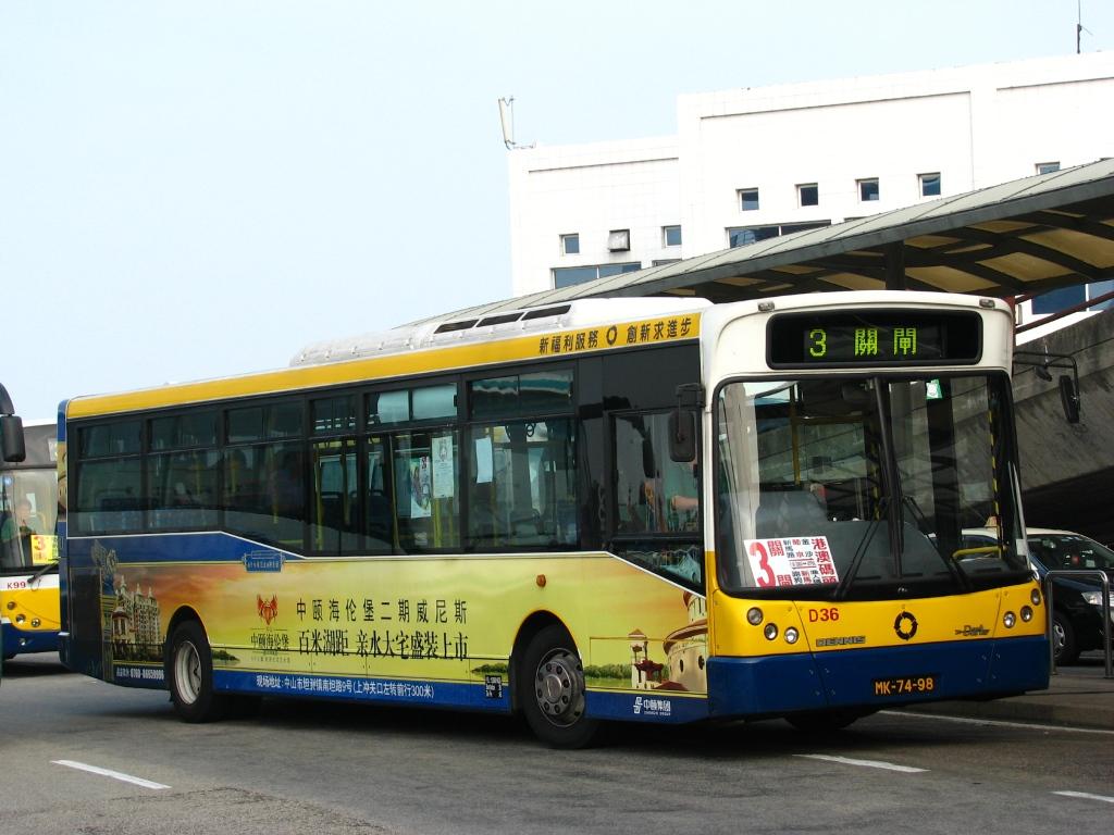 bus19023.JPG