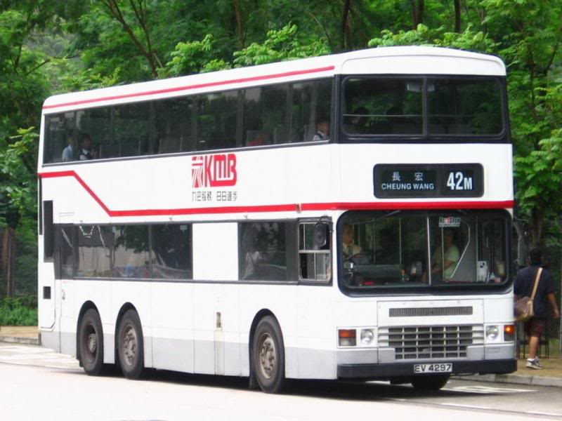 bus17219.jpg