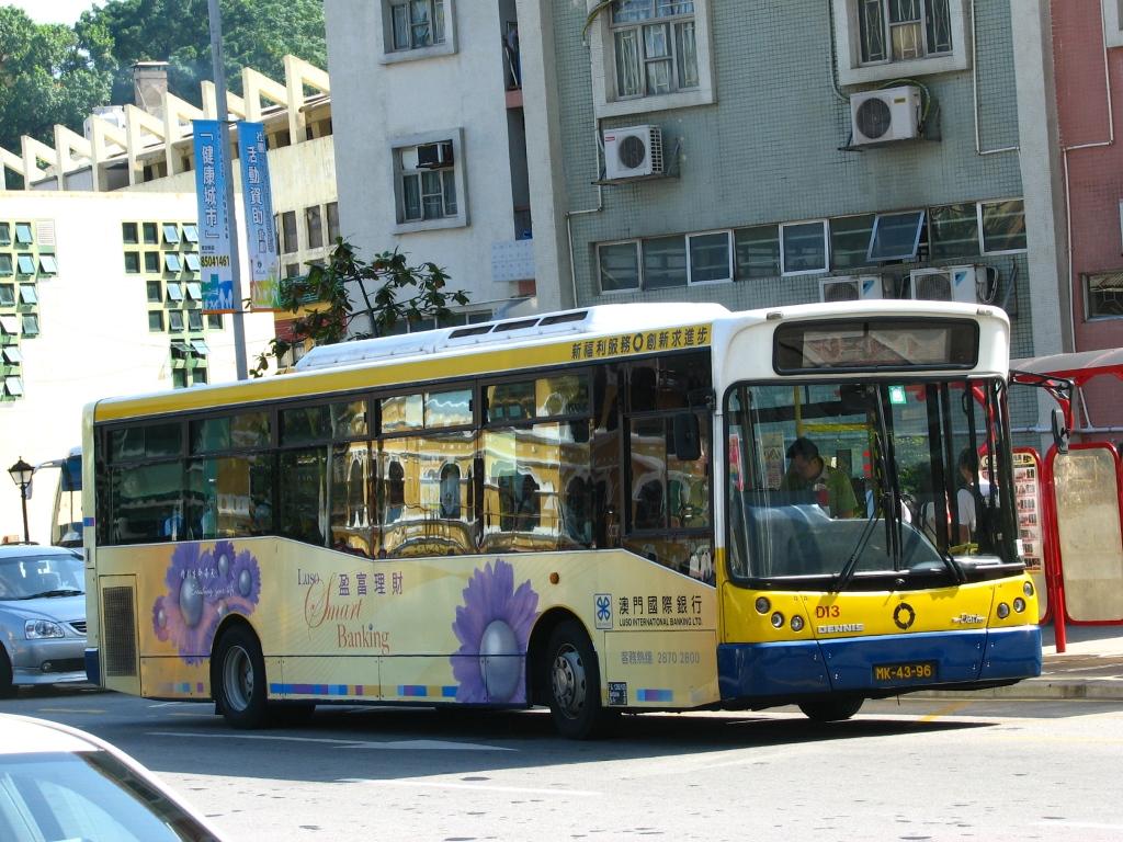 bus19056.JPG