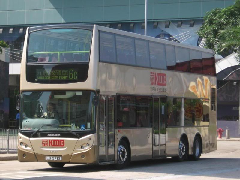bus16676.jpg