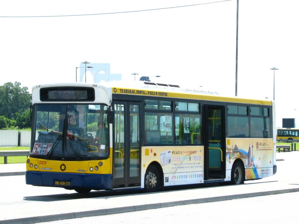 bus19048.JPG