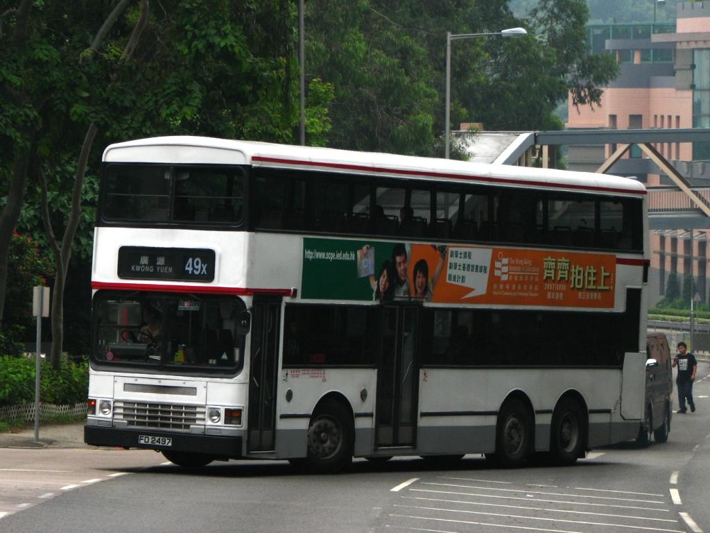 bus18815.JPG