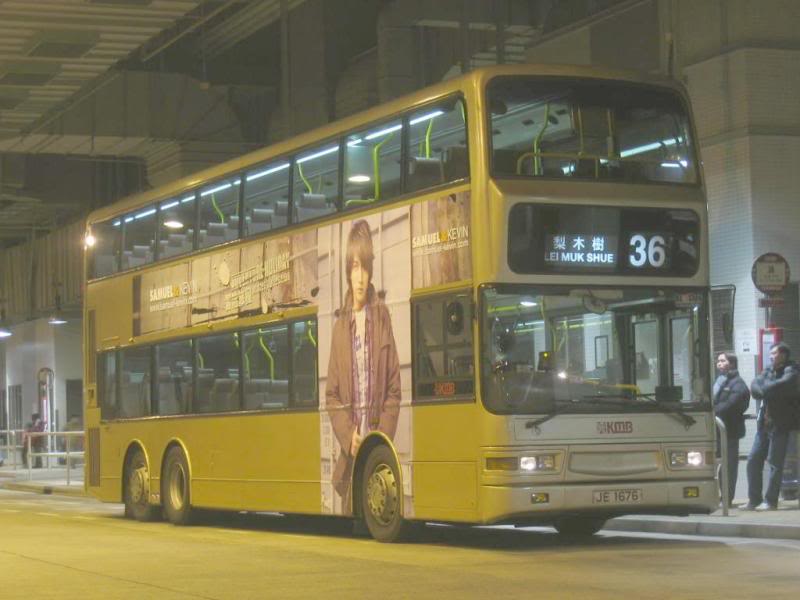 bus13236.jpg