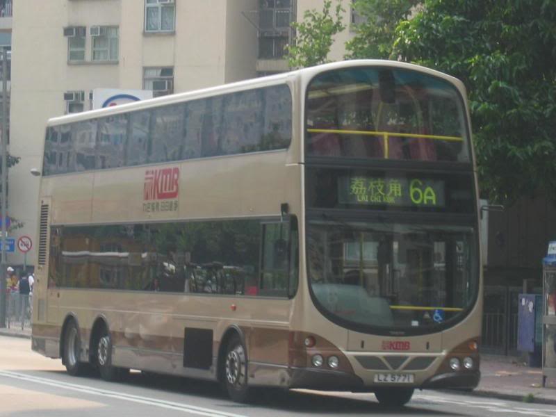 bus11518.jpg