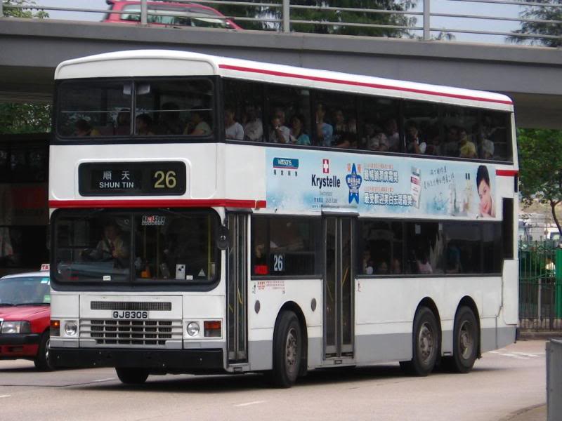 bus17106.jpg