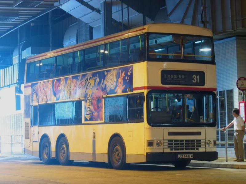 bus12164.jpg