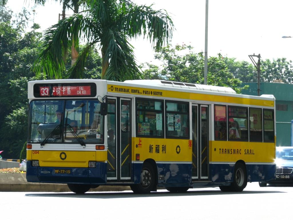 bus19055.JPG