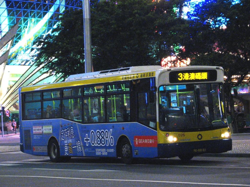 bus19066.JPG