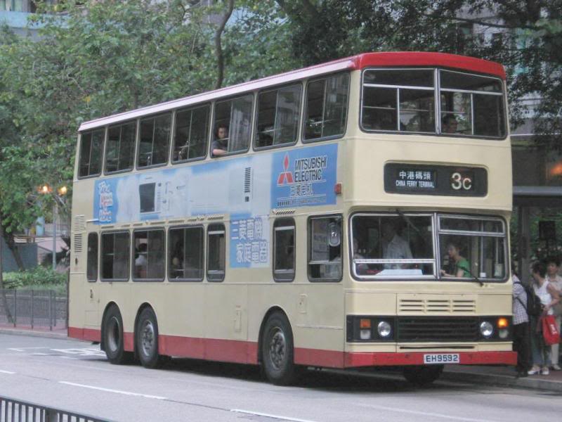 bus16737.jpg
