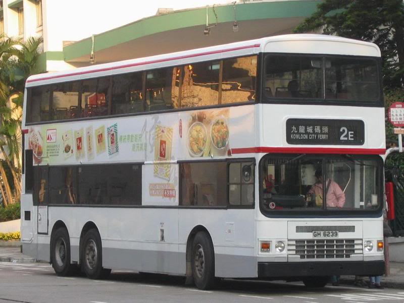 bus18055.jpg