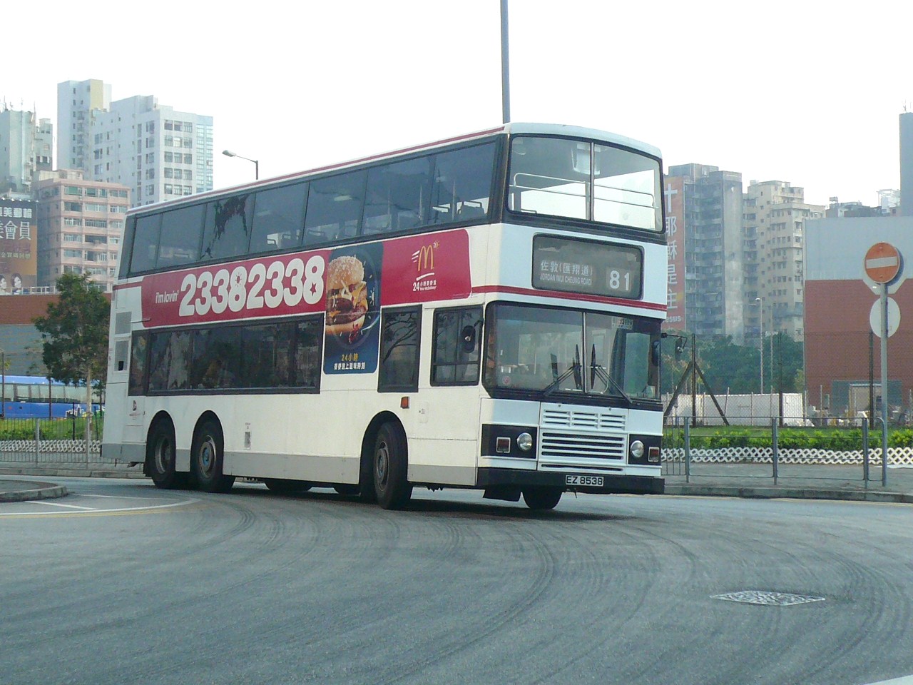 bus 033.JPG