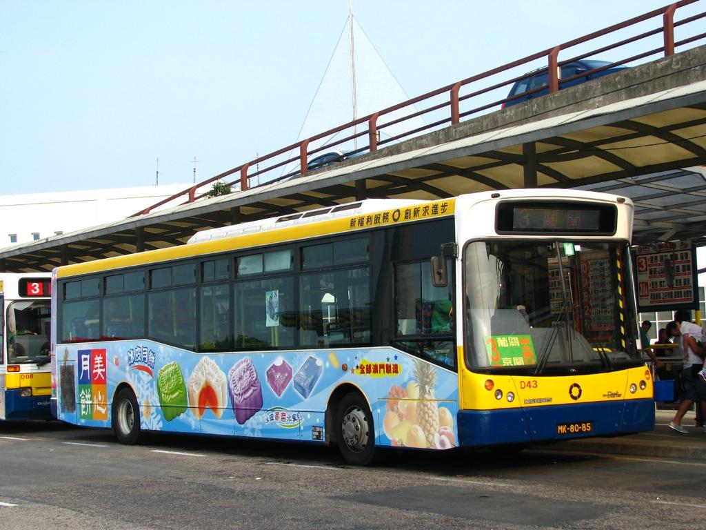 bus19031.JPG