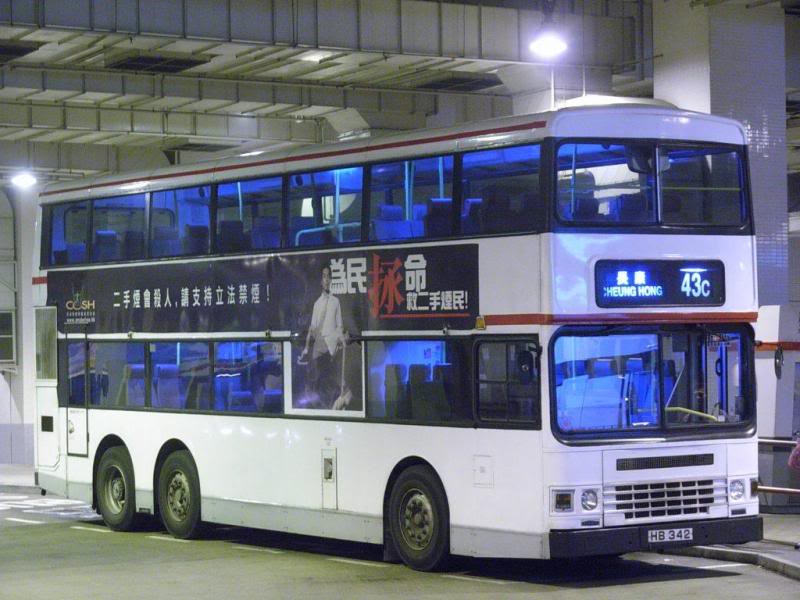 bus18442.jpg