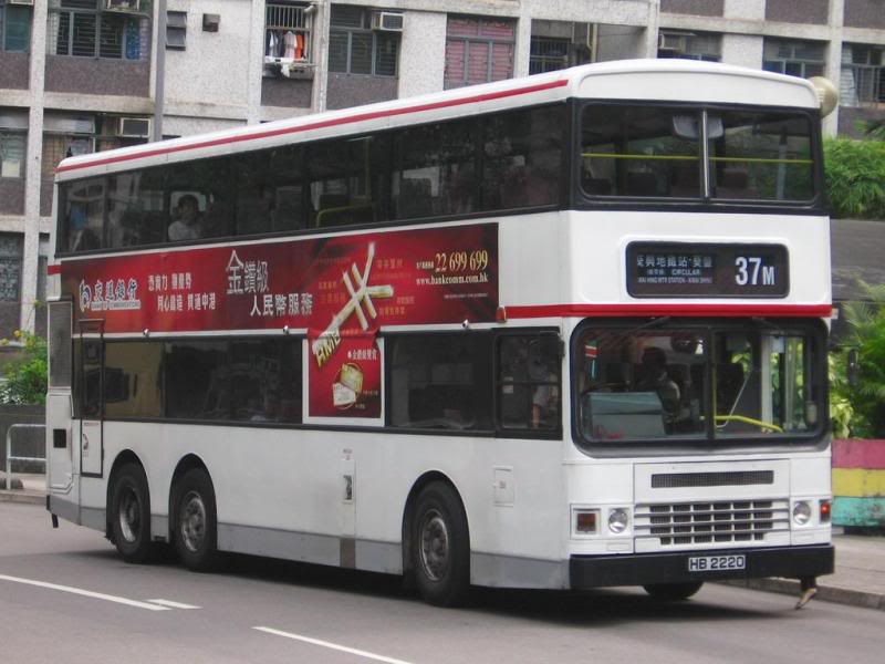 bus17933.jpg