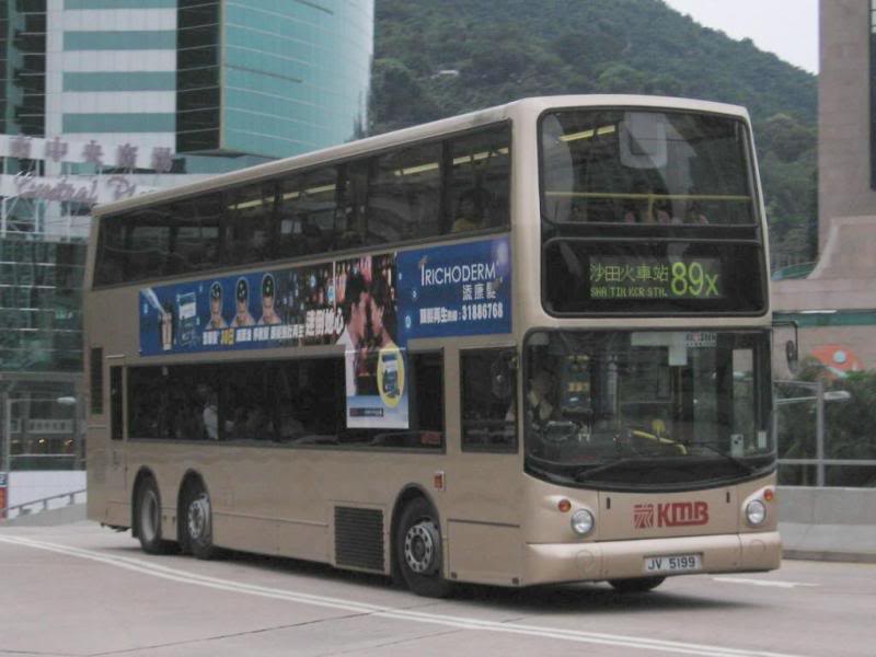 bus16426.jpg