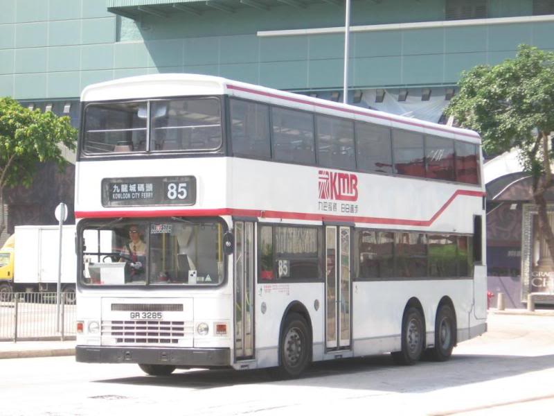 bus16655.jpg