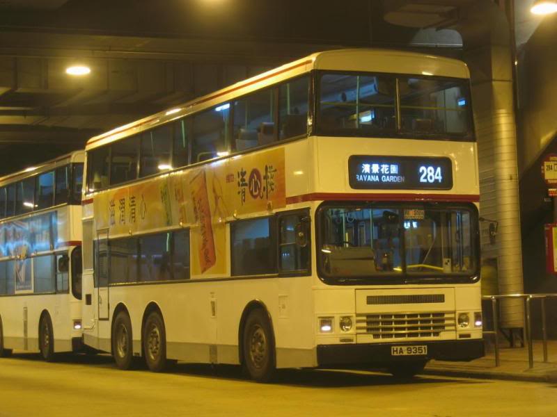 bus13604.jpg