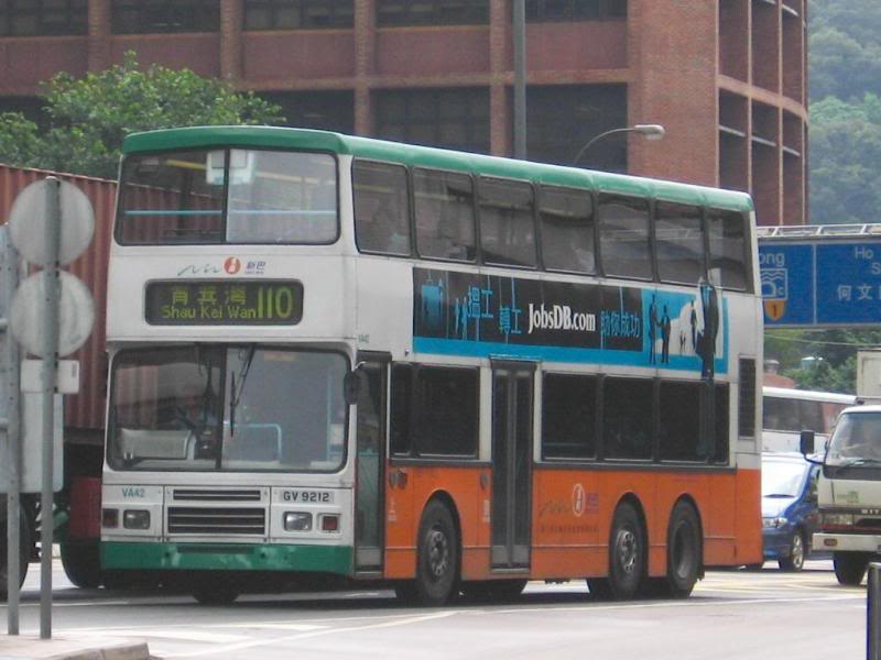 bus17169.jpg