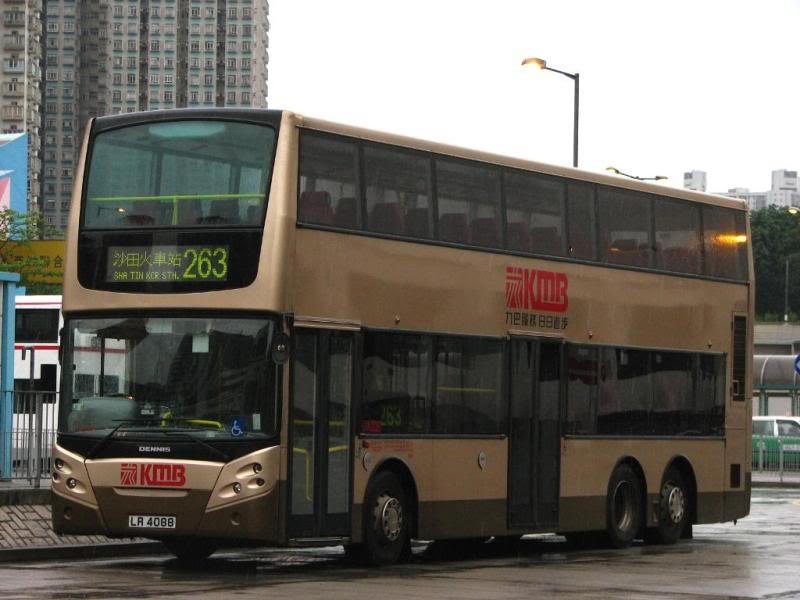 bus18490.jpg