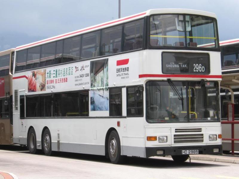 bus16451.jpg
