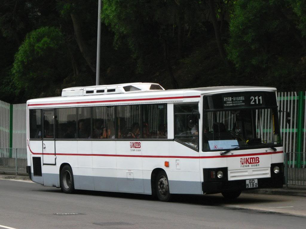 bus18812.jpg