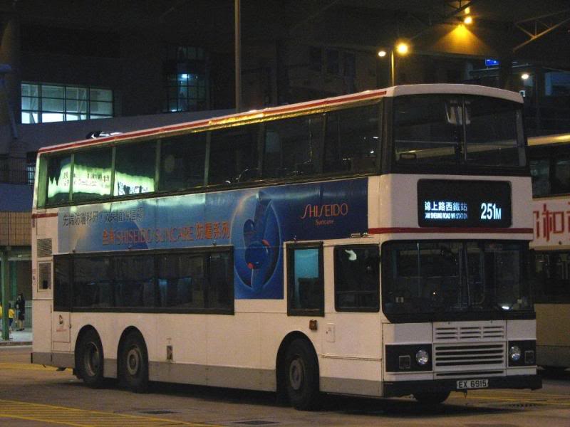 bus18468.jpg