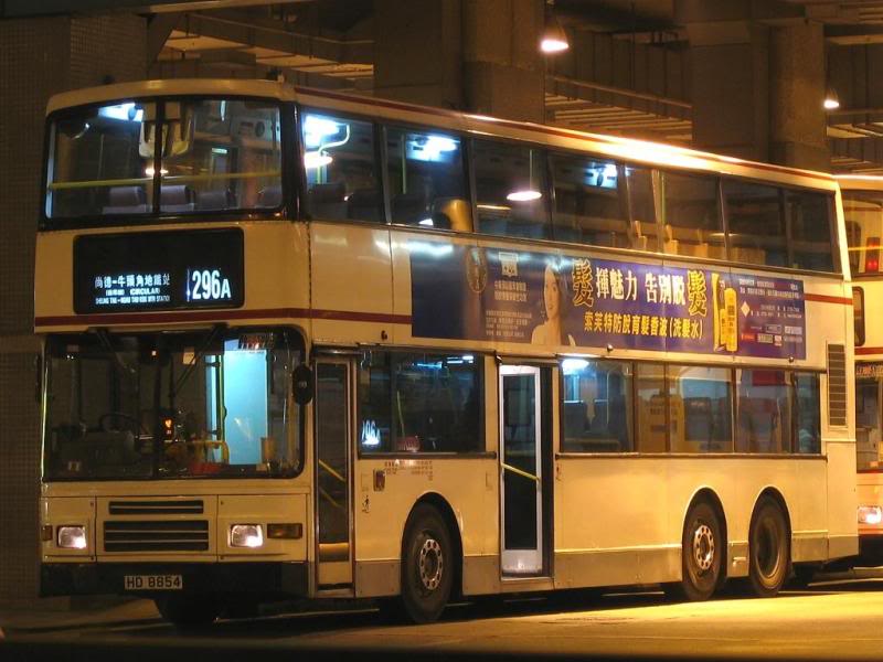 bus18229.jpg