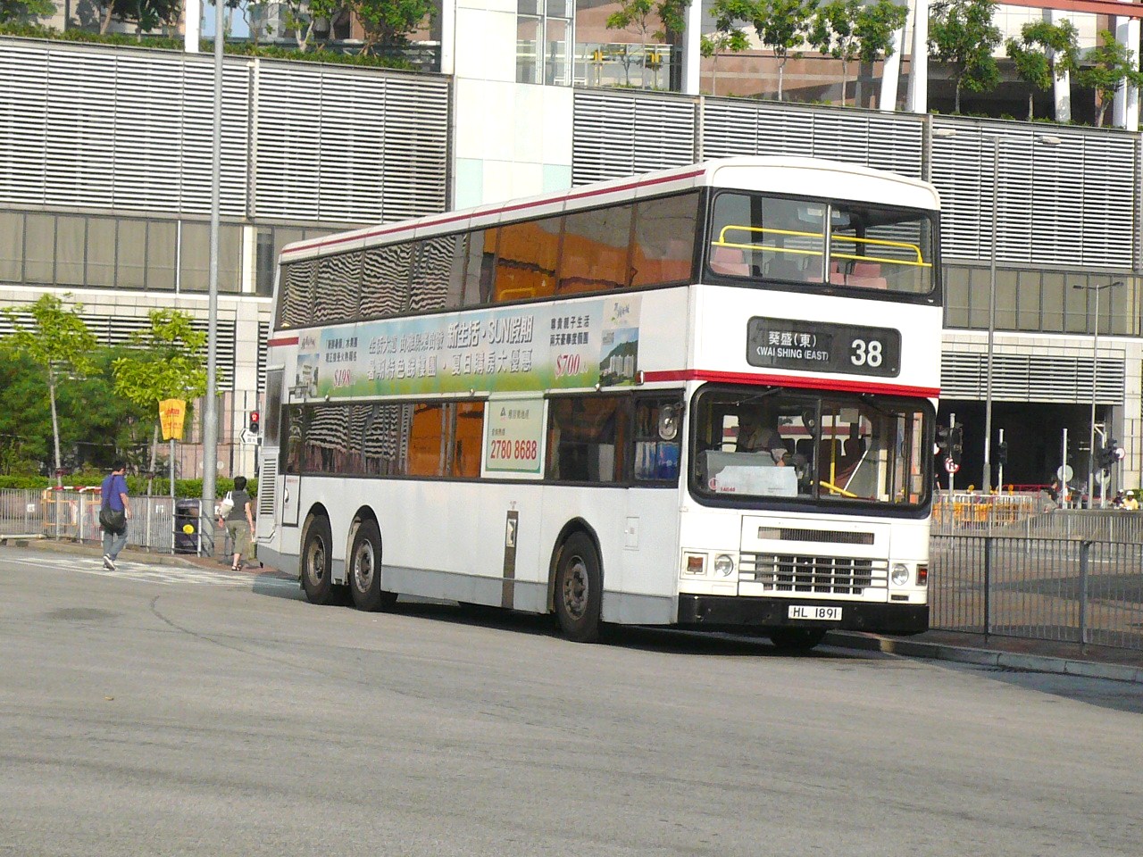 bus 020.JPG