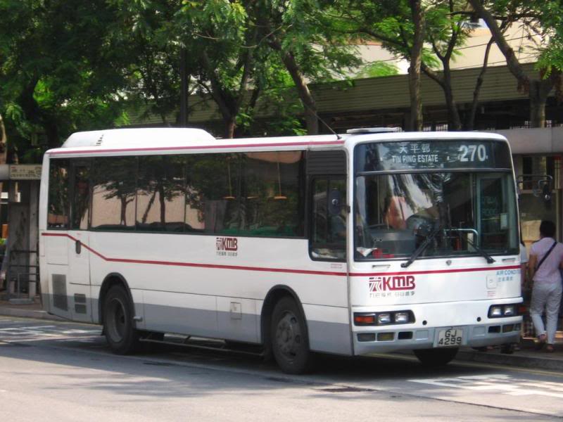 bus17823.jpg