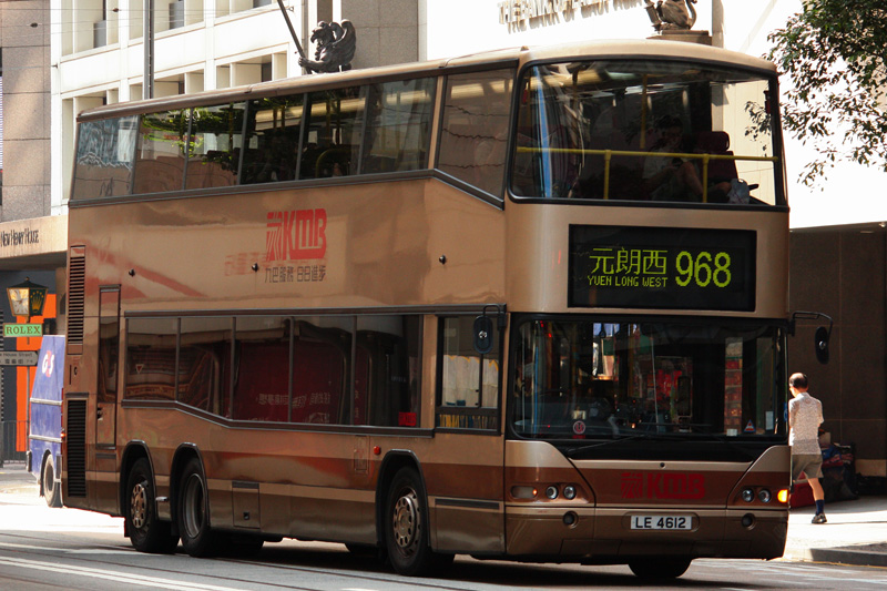 APM1_968_2.jpg