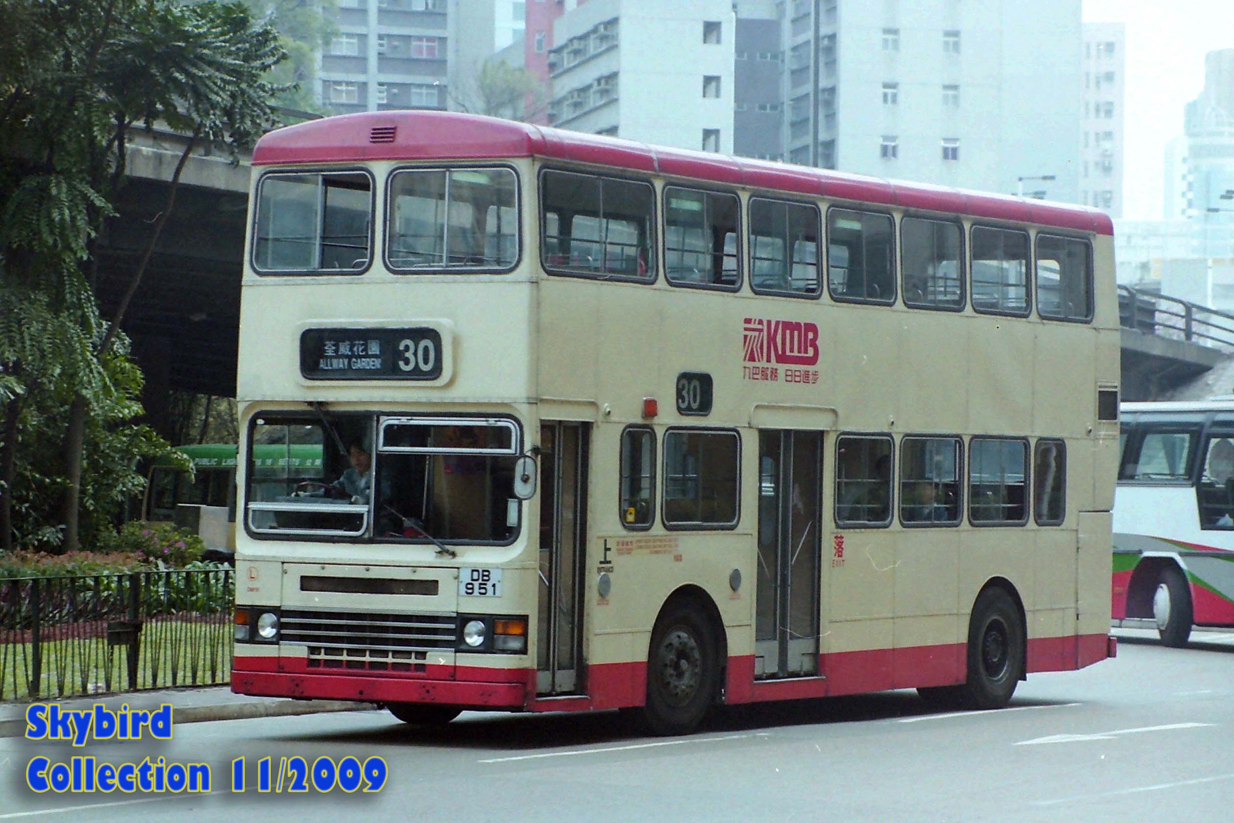 DB951-30.jpg