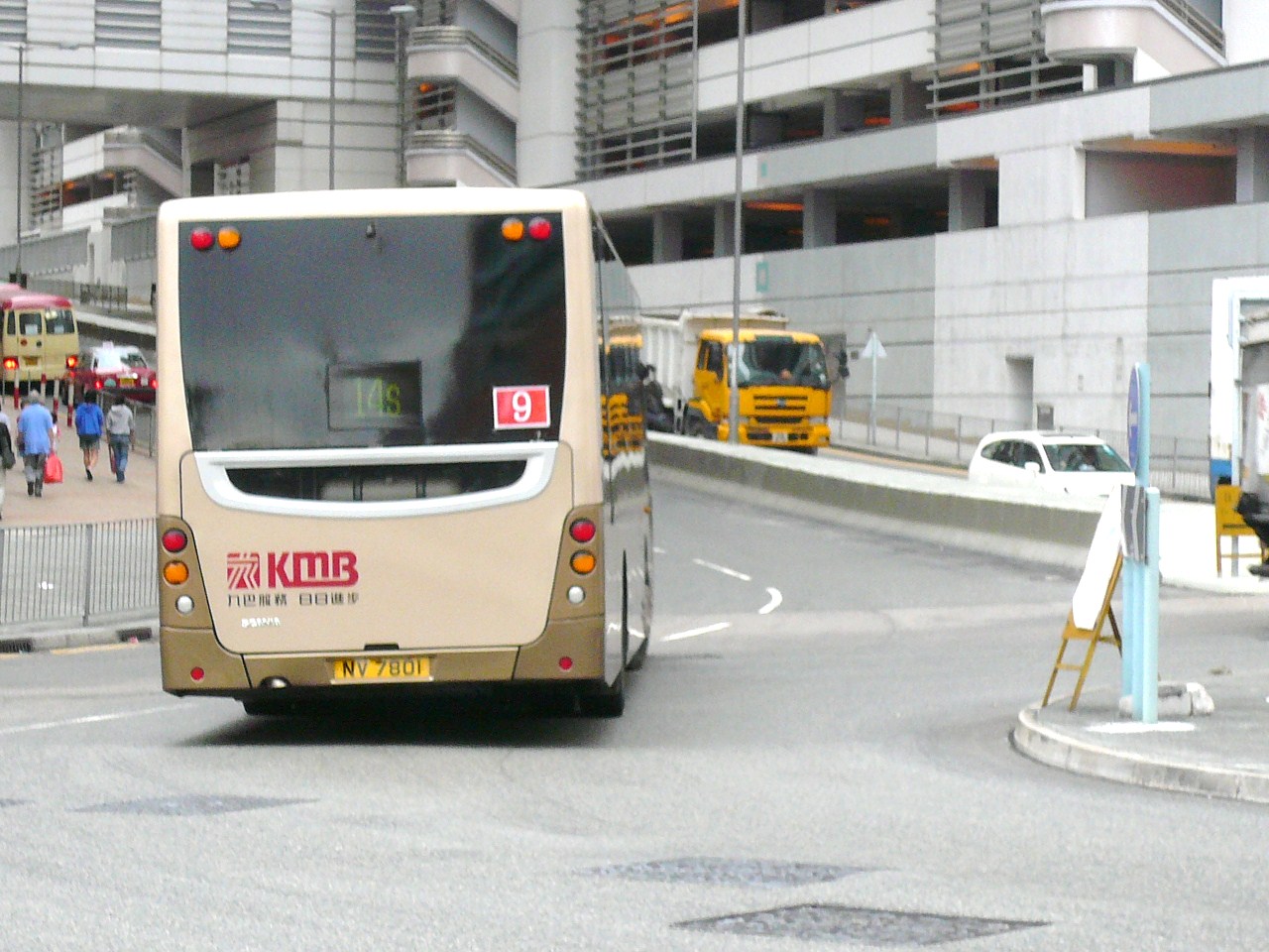 bus 052.JPG
