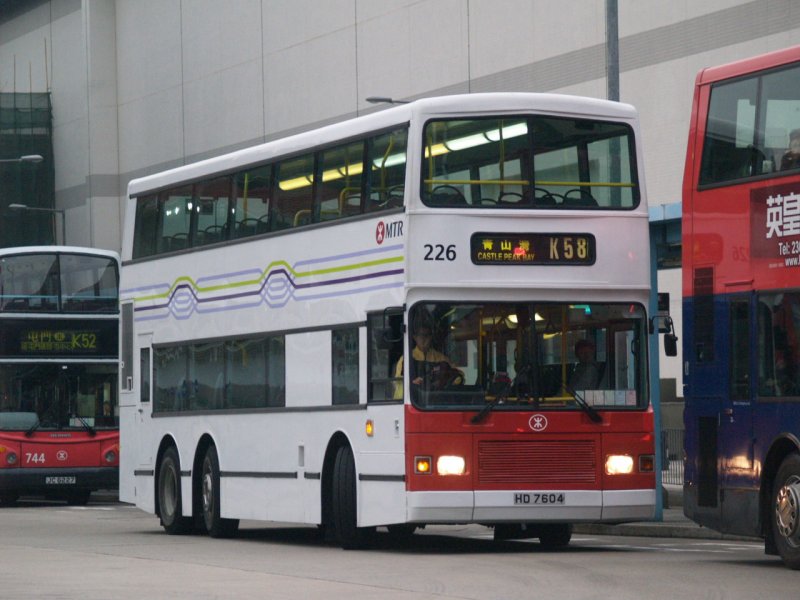 Pb132950.jpg