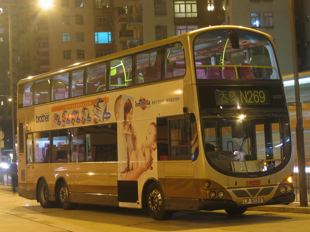 bus18200.jpg