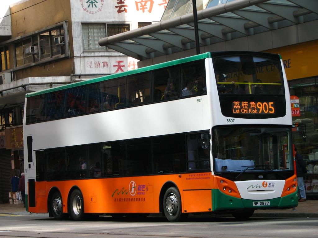 bus18922.JPG